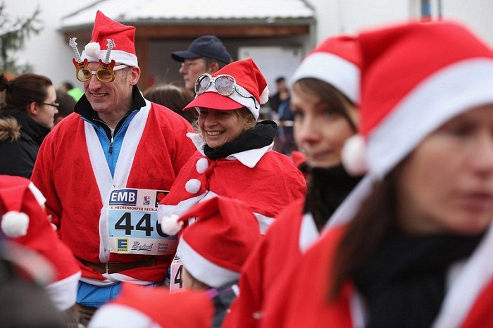 Участники забега знакомятся друг с другом