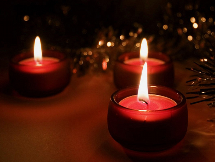 Свечи. Фото с сайта oformi.net