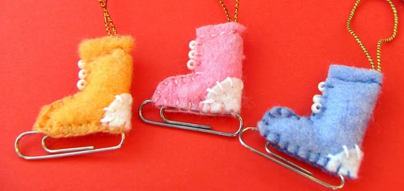 Есть масса идей, как смастерить новогоднюю игрушку своими руками. Расскажем пока про одну, а чуть позже поделимся не менее интересными вариантами.